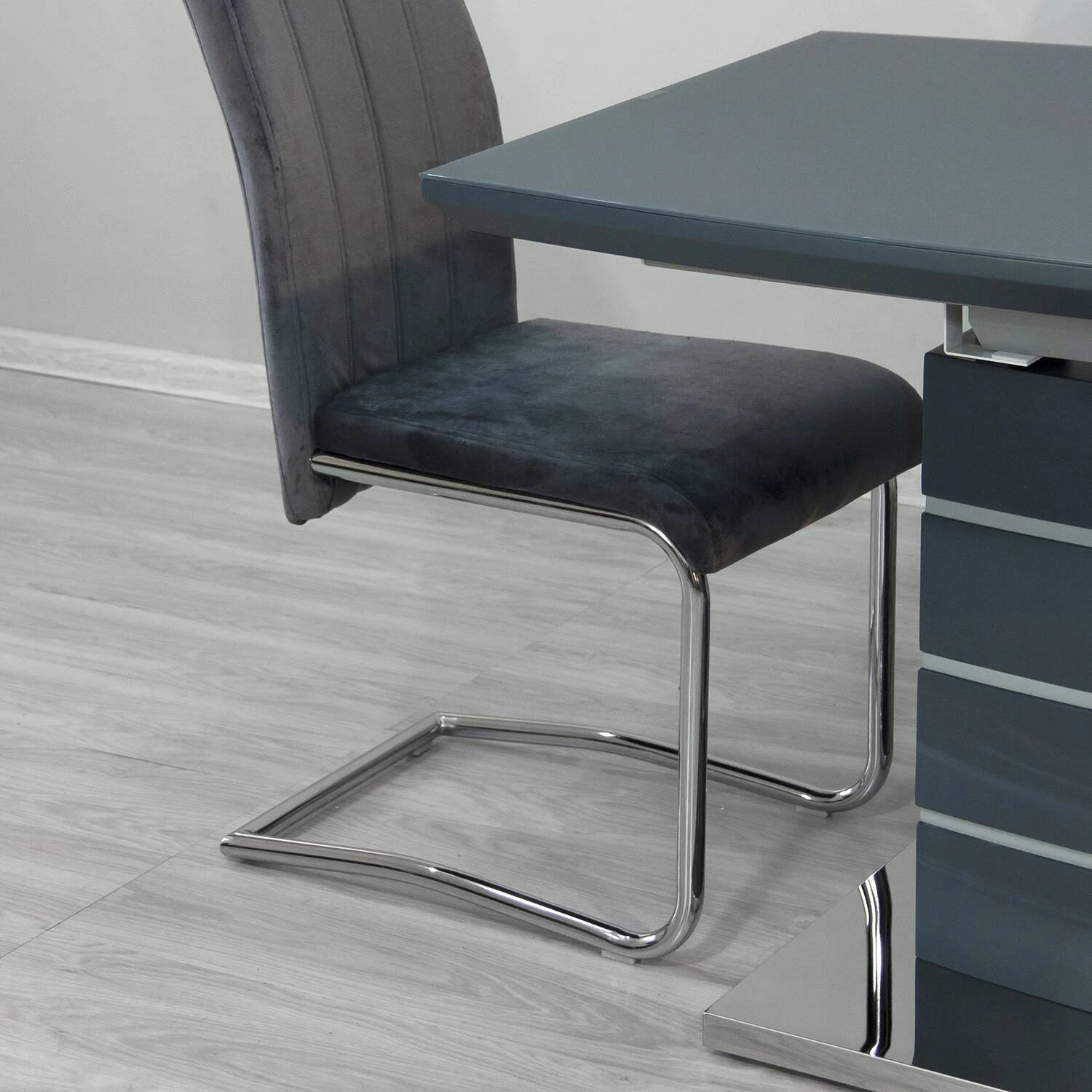 Стіл обідній розкладний DT-9123-1 Houston dark grey satin 120-160x80x76