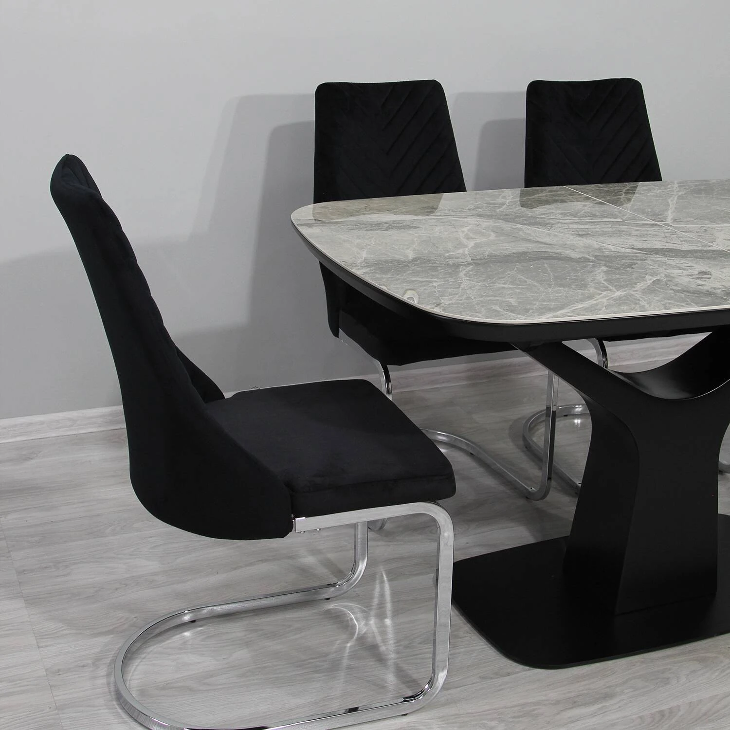 Стіл обідній розкладний T-7083 Utah Ceramic C20 gloss + black 140-180x80x76