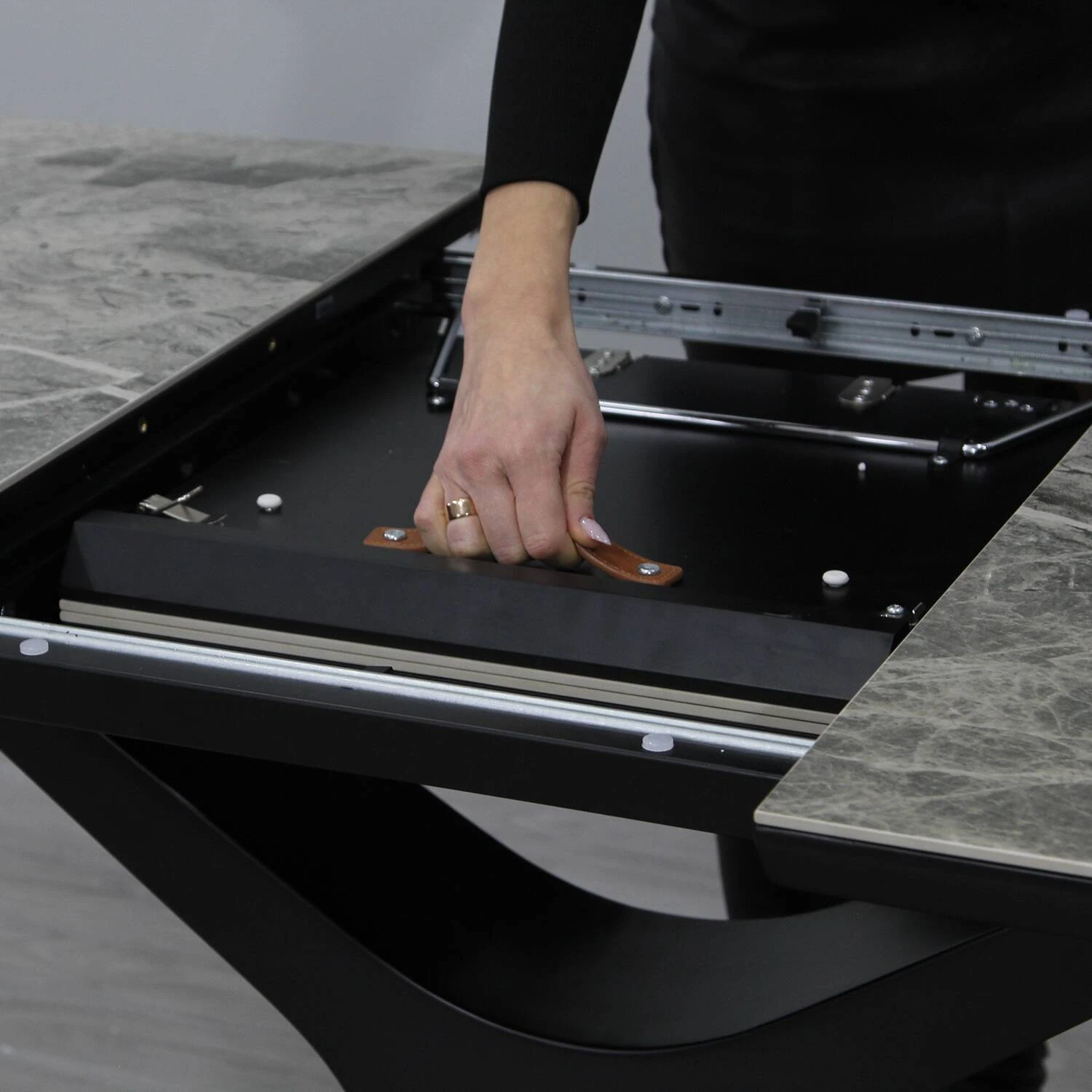 Стіл обідній розкладний T-7083 Utah Ceramic C20 gloss + black 140-180x80x76