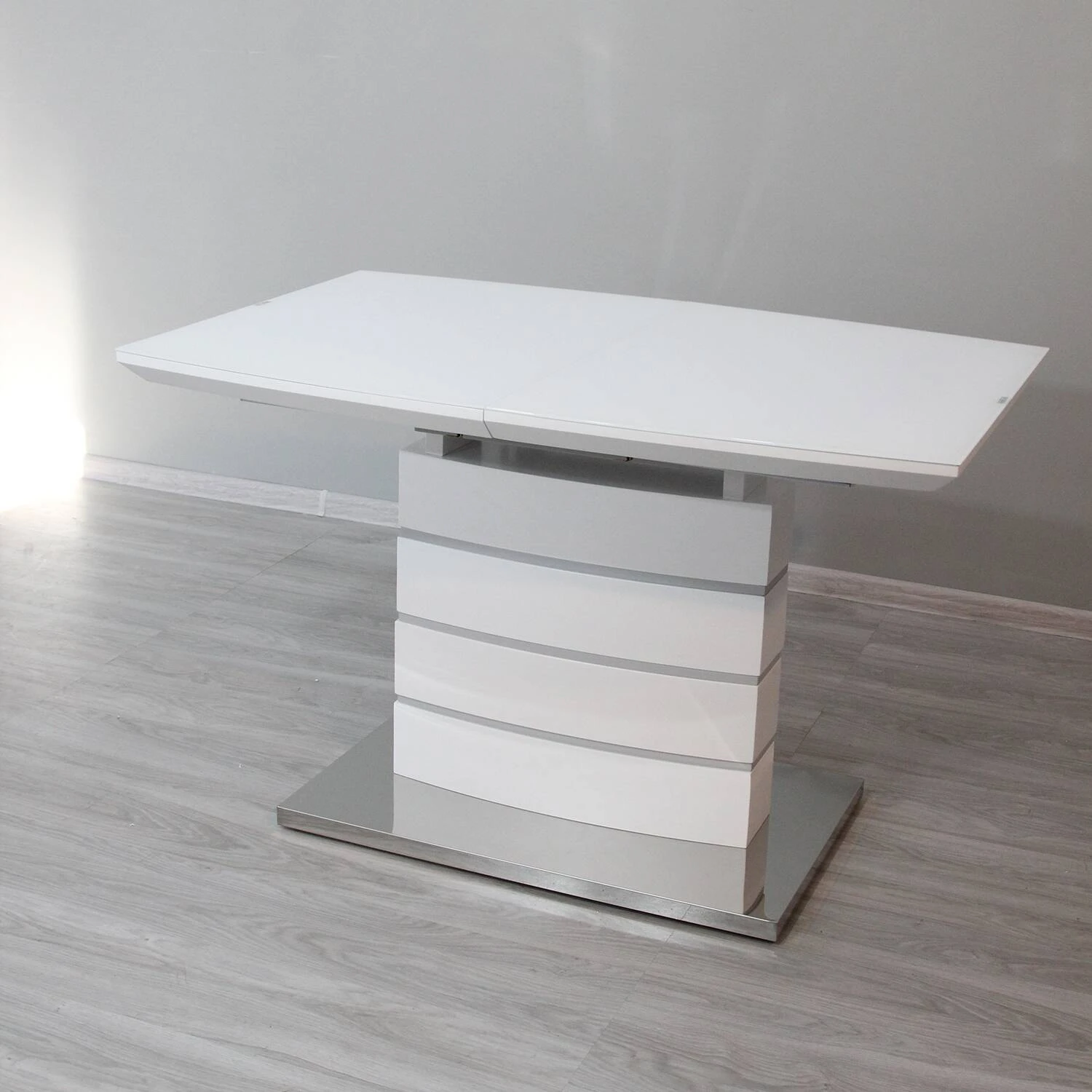 Стіл обідній розкладний DT-9123-1 Houston mini white satin 110-150x70x76