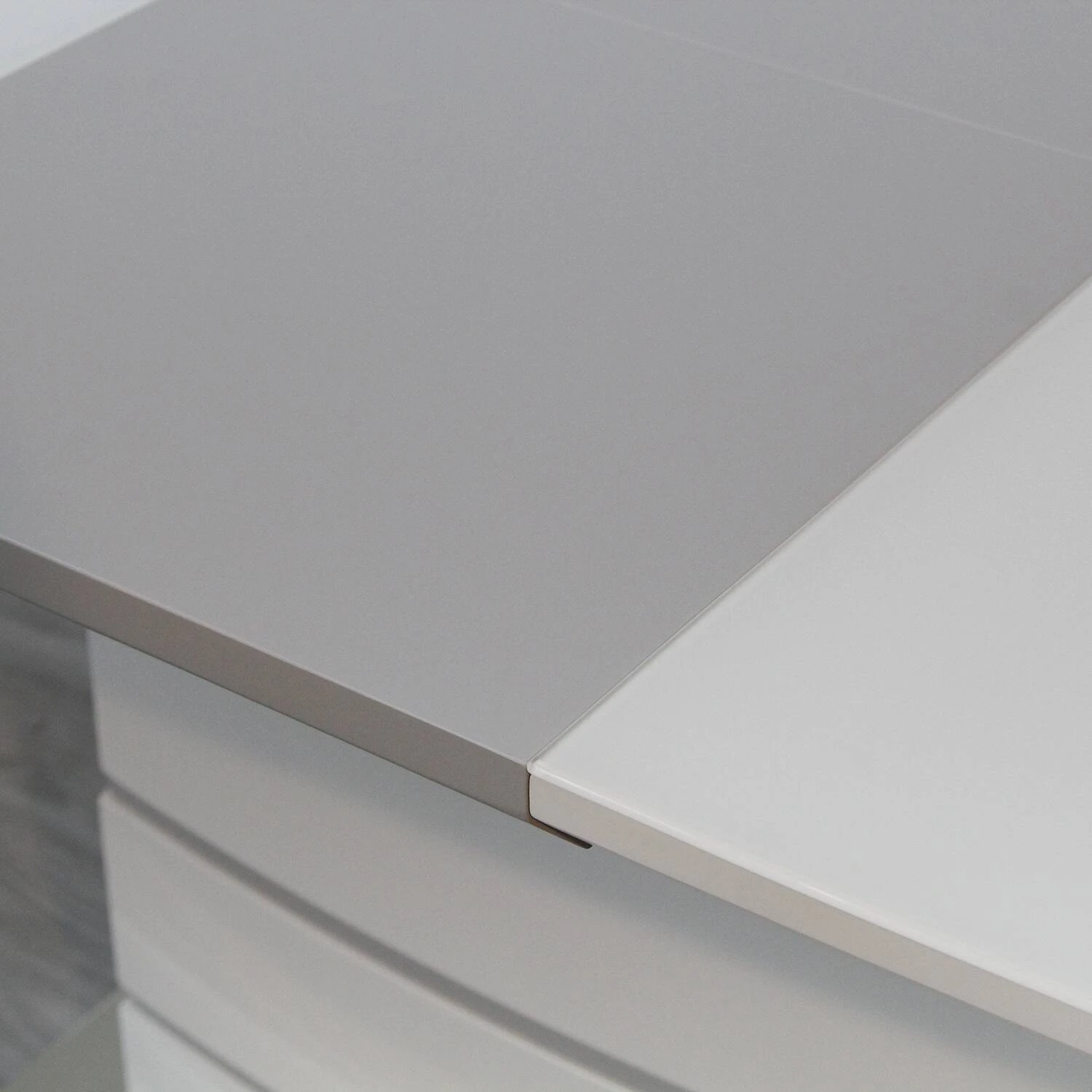 Стіл обідній розкладний DT-9123-1 Houston mini white satin 110-150x70x76