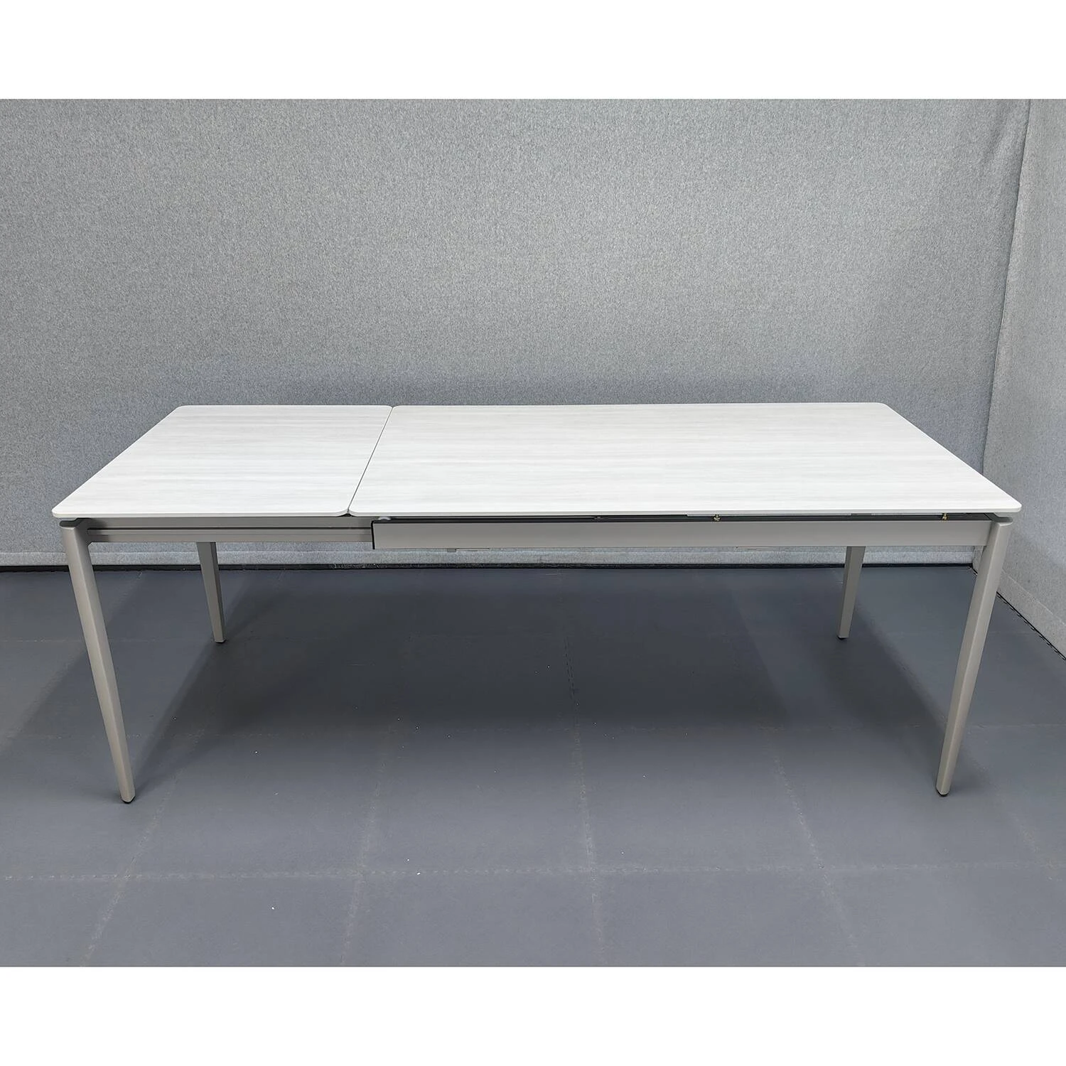 Стіл обідній розкладний Хіт бежевий матовий/ноги тауп 140-200x80x75 (кераміка+метал)