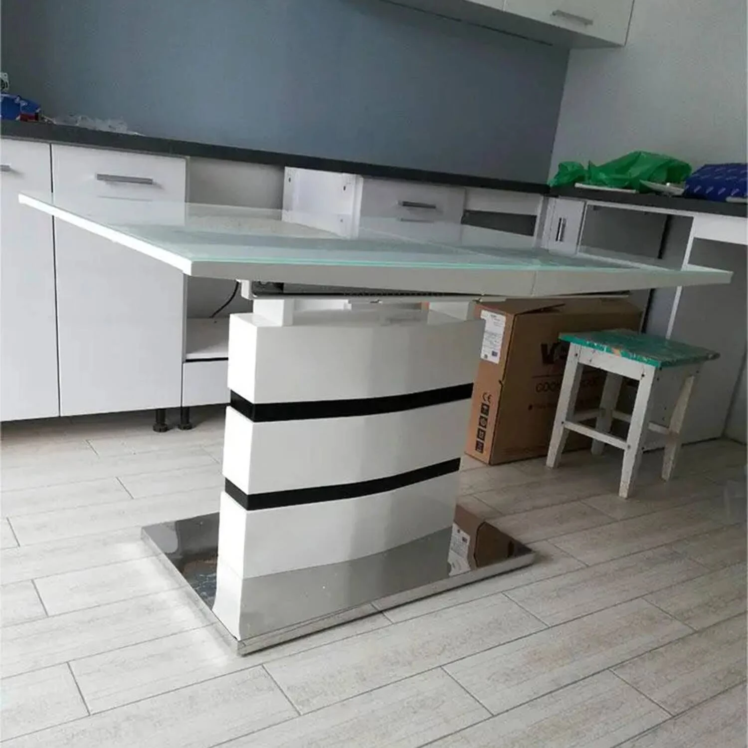 Стіл обідній розкладний DT-9108G Philadelphia white/black gloss 120-160x80x76