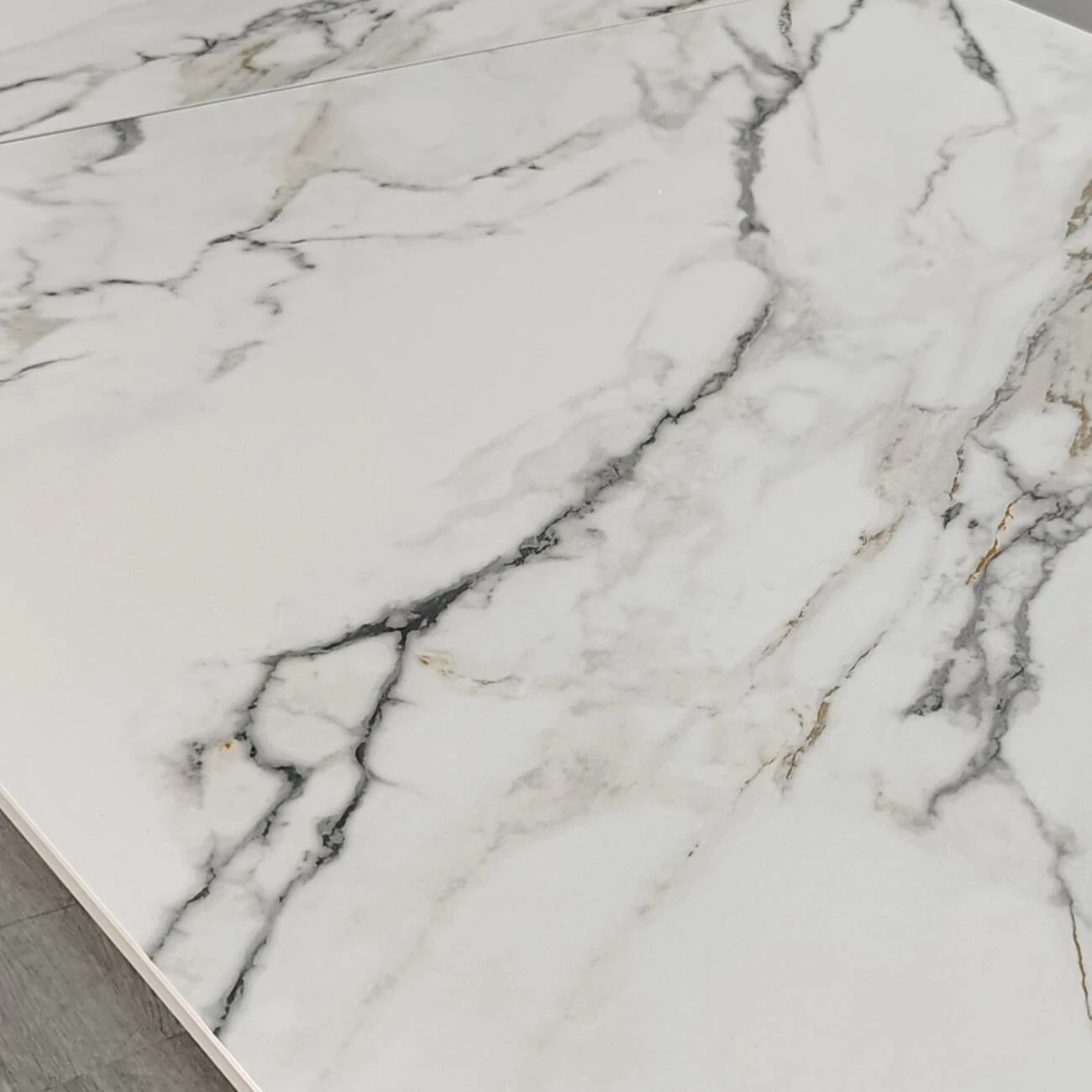 Стіл обідній розкладний Agnes Ceramic 160-240x90x75 білий позолочений матовий/коричневий (кераміка+метал)