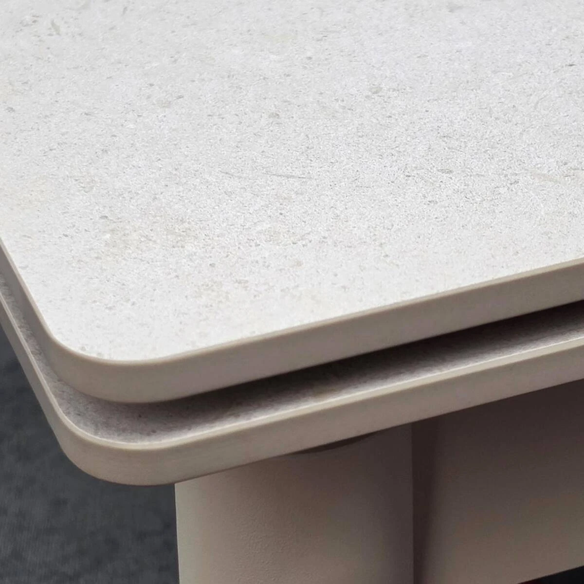Стіл обідній розкладний Avento Ceramic 80-130x80x75 білий/кашемір