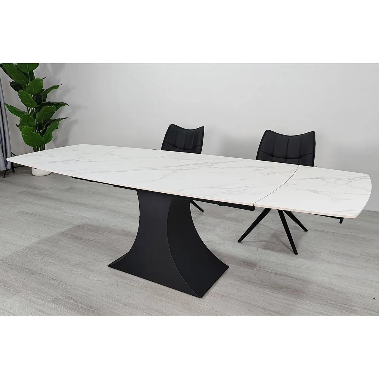 Стіл обідній розкладний Gilbert Ceramic 160-240x90x75 білий матовий/чорний (кераміка+метал)