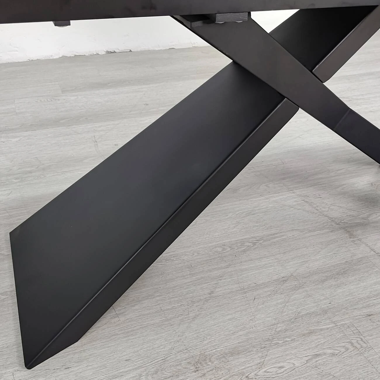 Стіл обідній розкладний Madison Ceramic 160-240x90x75 чорний матовий/чорний (кераміка+метал)