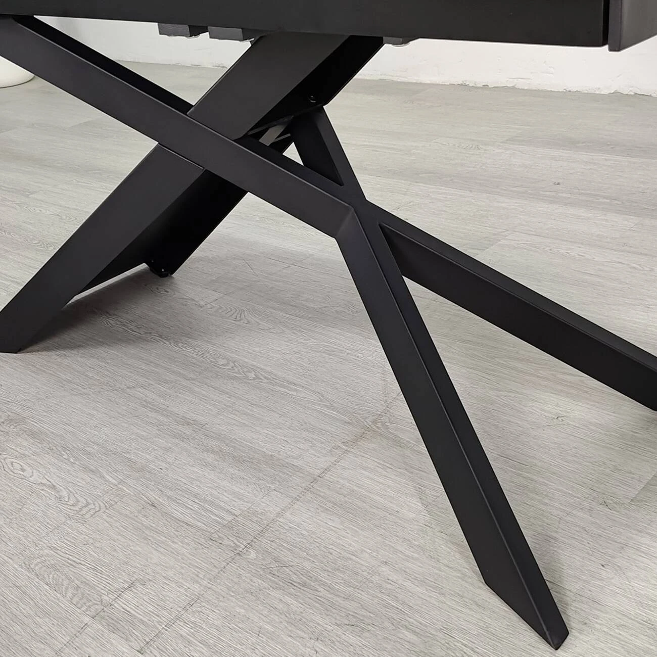 Стіл обідній розкладний Madison Ceramic 160-240x90x75 чорний матовий/чорний (кераміка+метал)