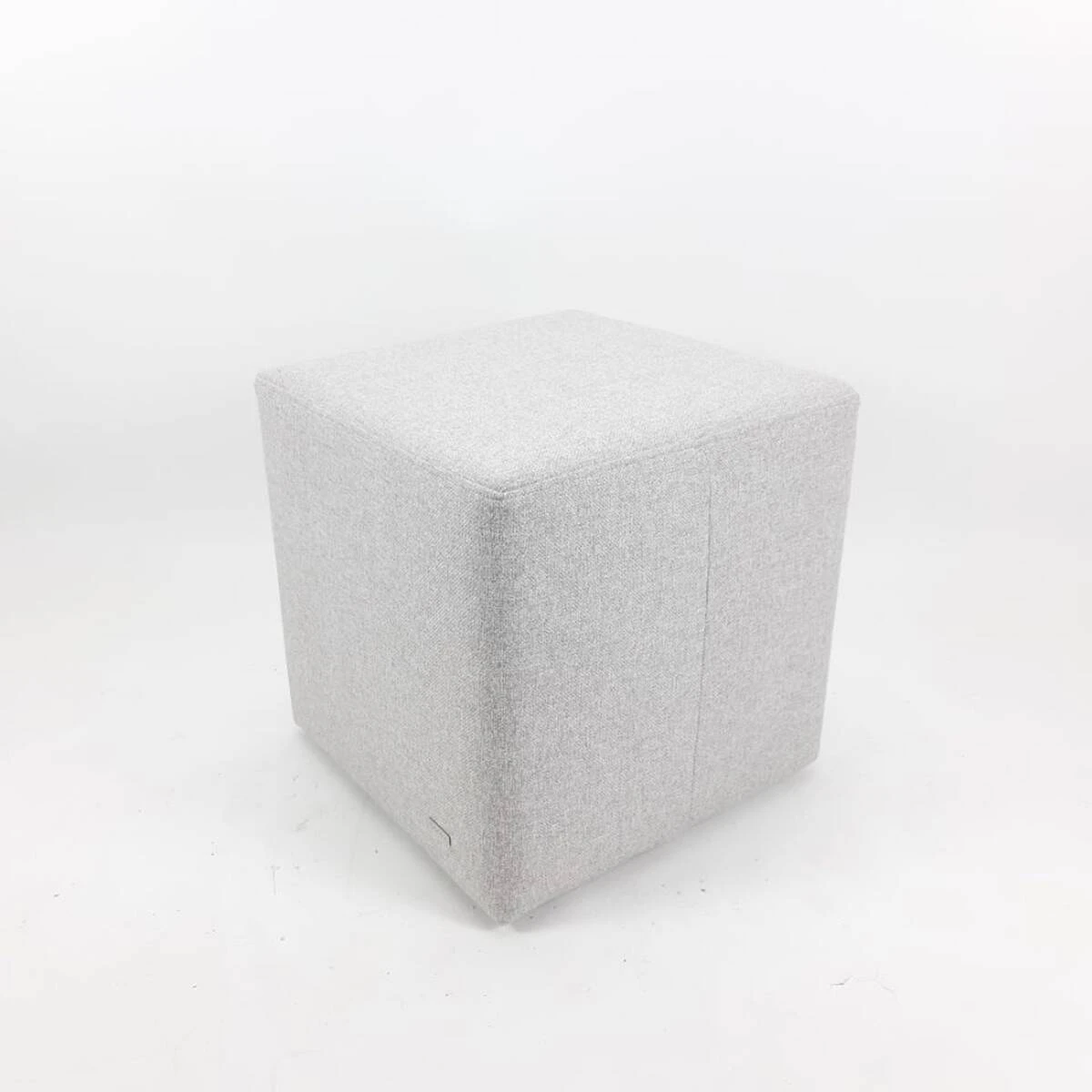 Пуф Adventerio Ross 43x43 см