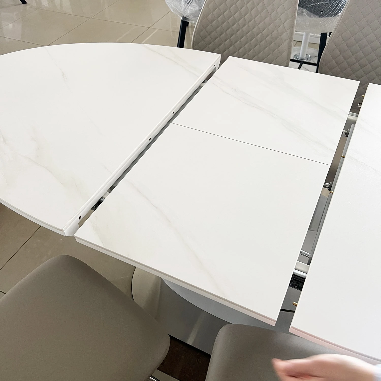Стіл обідній розкладний Sanremo Ceramic 140-180x80x76 білий ефект мармуру/білий (кераміка+МДФ+метал)