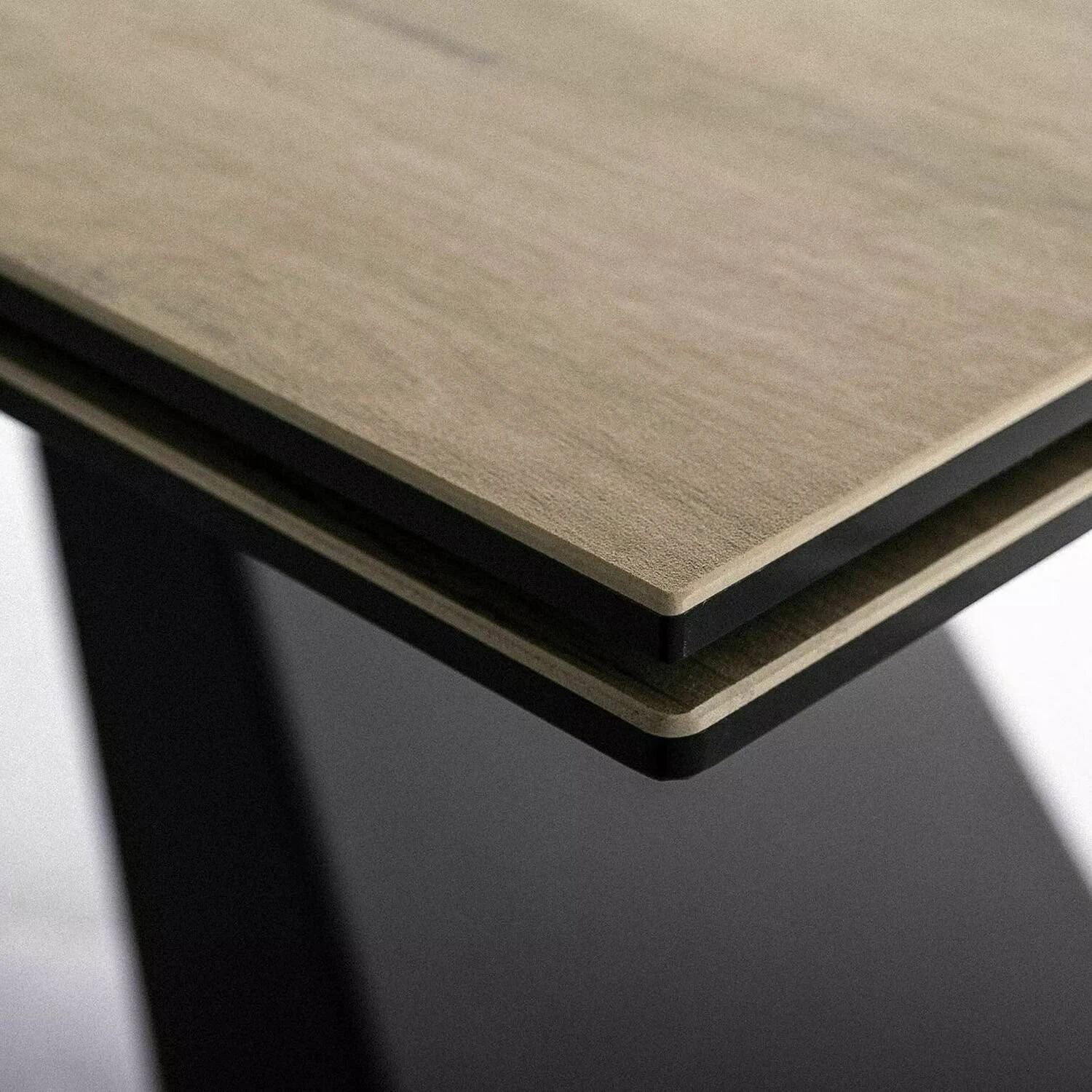 Стіл обідній розкладний Signal Salvadore Ceramic 160-240x90x77 світло-коричневий sabbia/чорний матовий