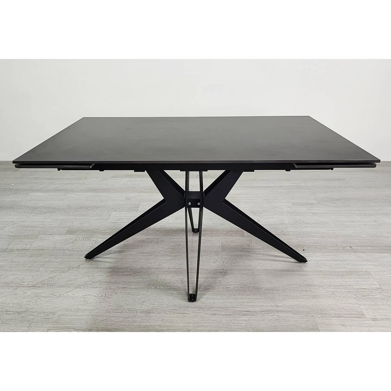 Стіл обідній розкладний Vincent Ceramic 140-200x90x75 графіт матовий/чорний (кераміка+метал)