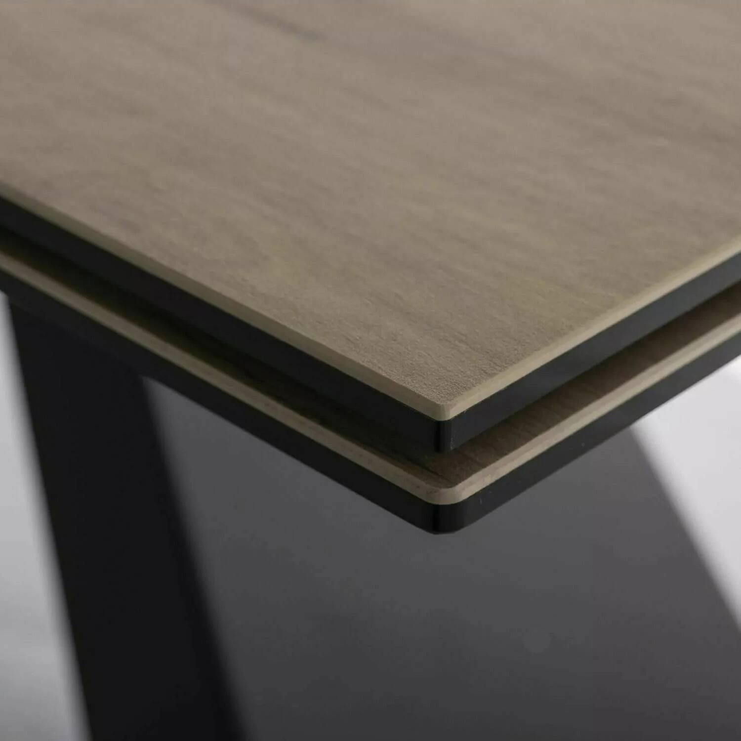 Стіл обідній розкладний Signal Westin Ceramic 160-240x90x77 світло-коричневий sabbia/чорний матовий