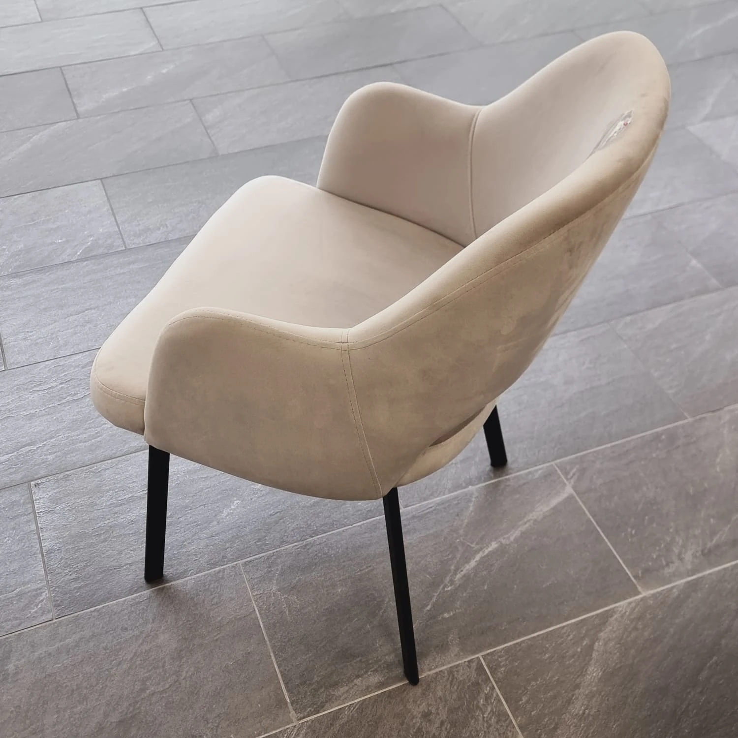 Стілець обідній Madera MONTE (OV чорний, Riviera 16) - розпродаж в наявності 1 шт.