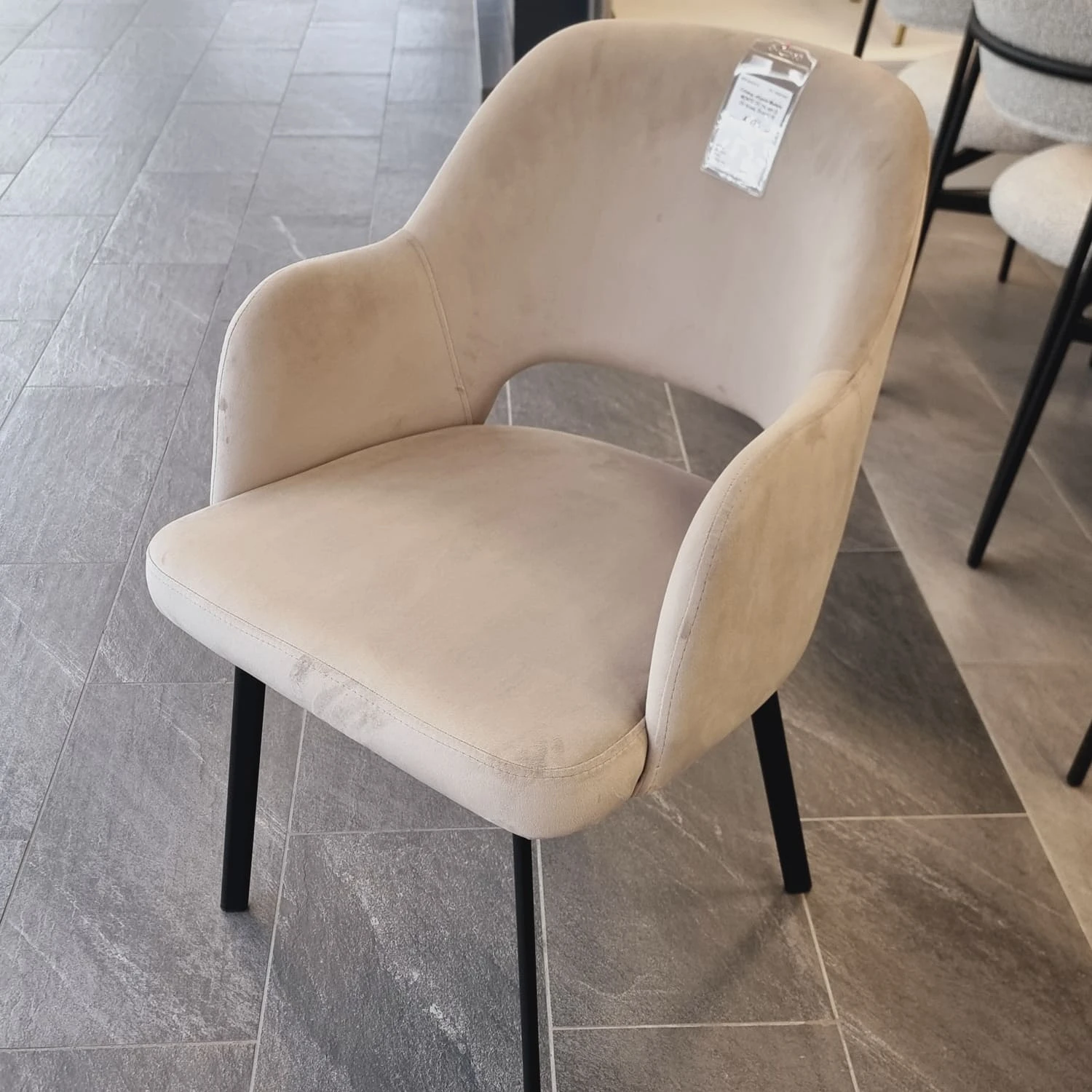 Стілець обідній Madera MONTE (OV чорний, Riviera 16) - розпродаж в наявності 1 шт.